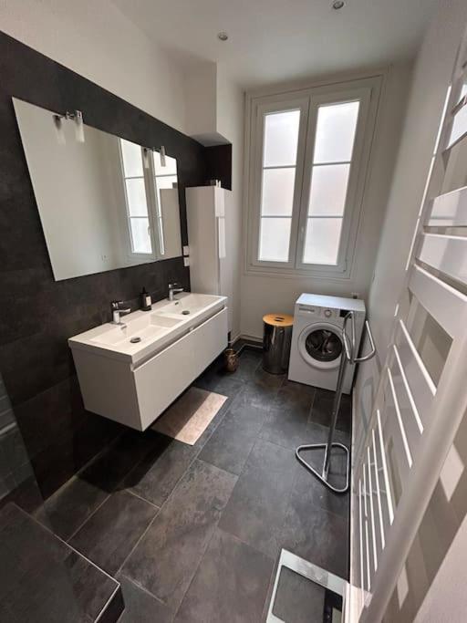 Apartament * Le Cathedrale * Reims Zewnętrze zdjęcie
