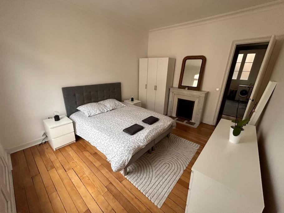 Apartament * Le Cathedrale * Reims Zewnętrze zdjęcie